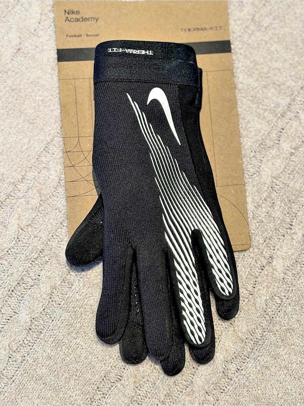 Nike Academy Therma-FIT Youth Field Player Gloves Black & White Small
